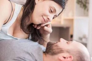 Sacred intimacy tips for married couples to bond
