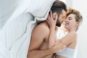 Signs of cheating through tarot cards analysis