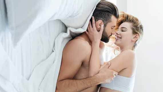 Signs of cheating through tarot cards analysis