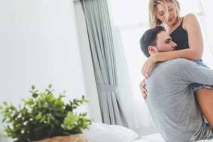 Signs of cheating through spiritual gut feeling insight
